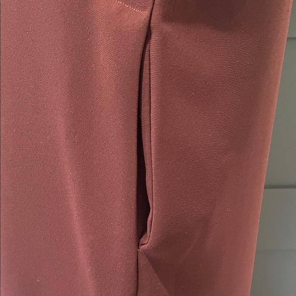 🔥🔥🔥Winter Clearance Price!!!
Vince Burgundy V-Neck Dress - Picture 6 of 9